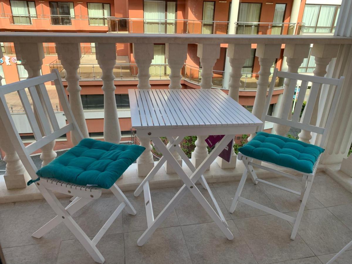 Valencia Gardens Deluxe Apartments Nessebar Extérieur photo