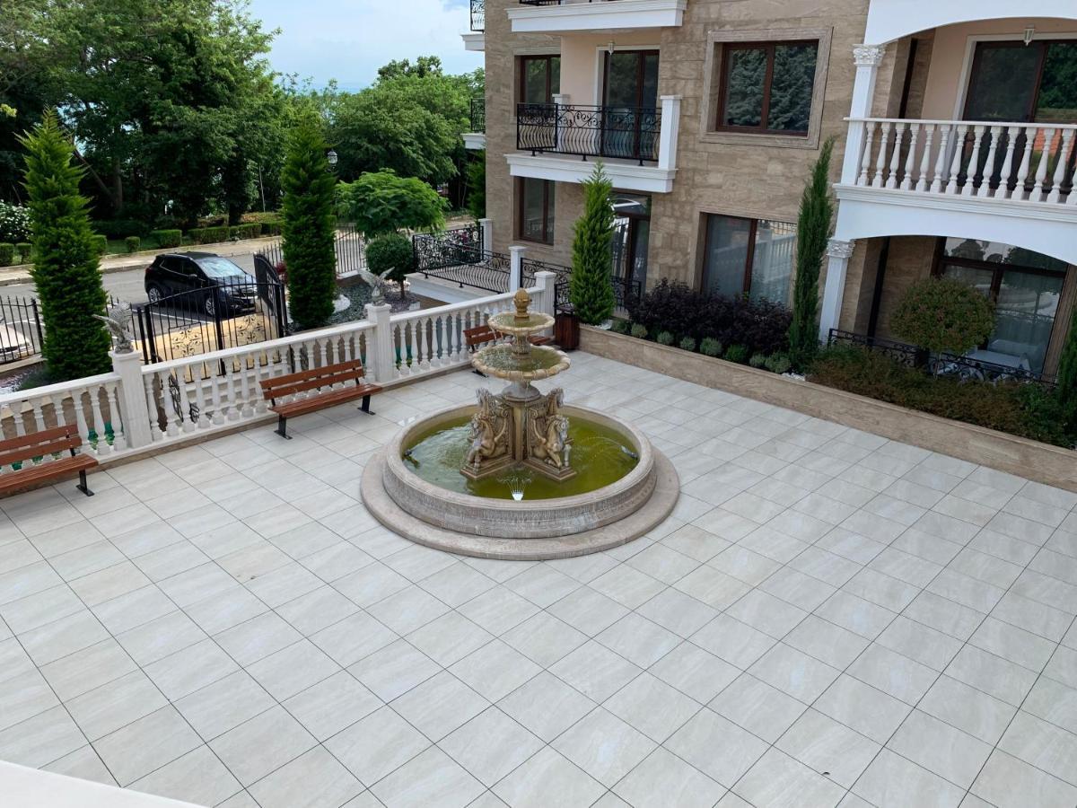 Valencia Gardens Deluxe Apartments Nessebar Extérieur photo